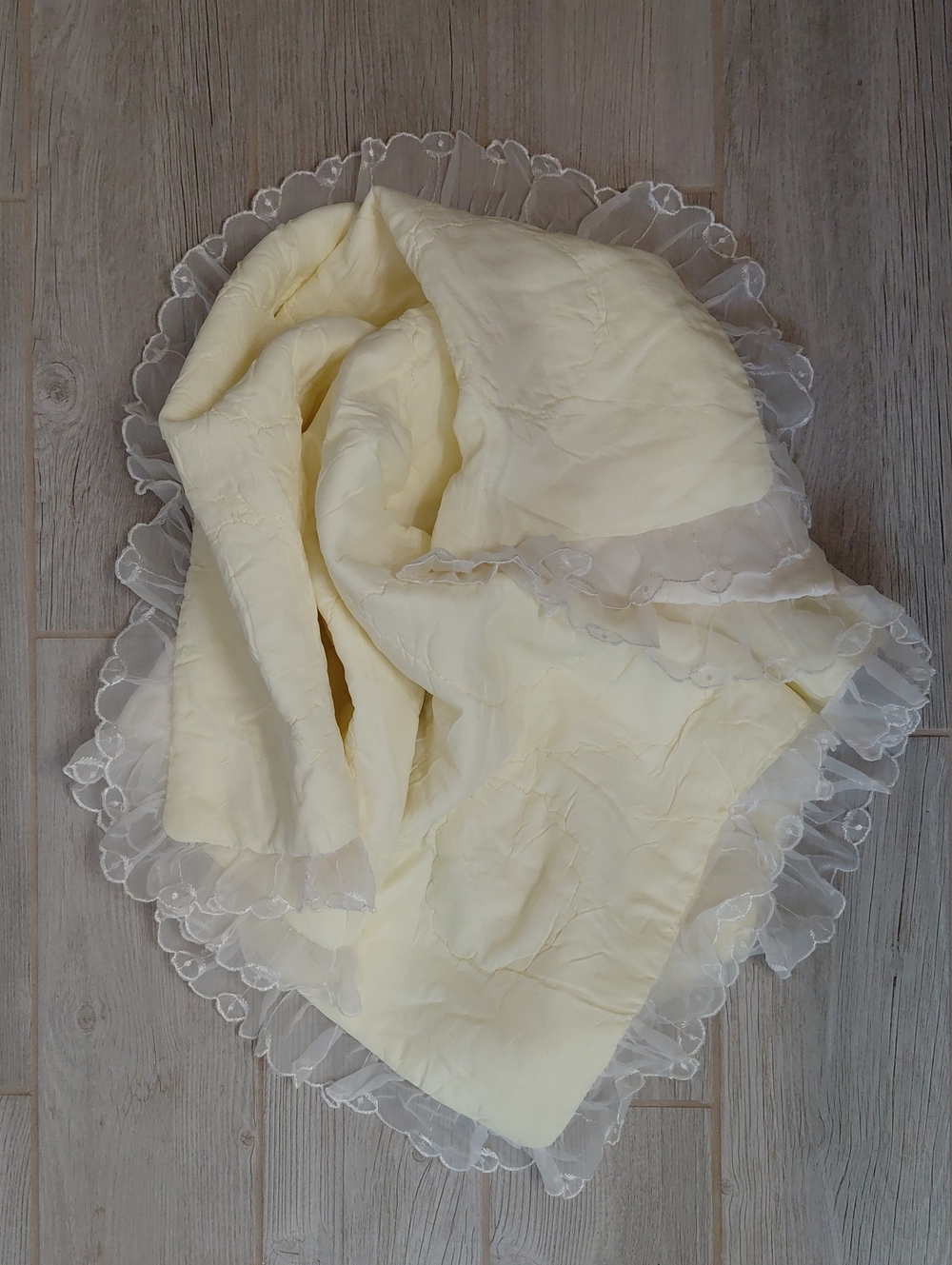 Vintage Quilted Satin Lace Ruffle Baby Crib Blanket